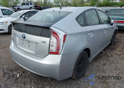 2012 Toyota Prius Two из США, поврежденный, VIN JTDKN3DU3C5465355